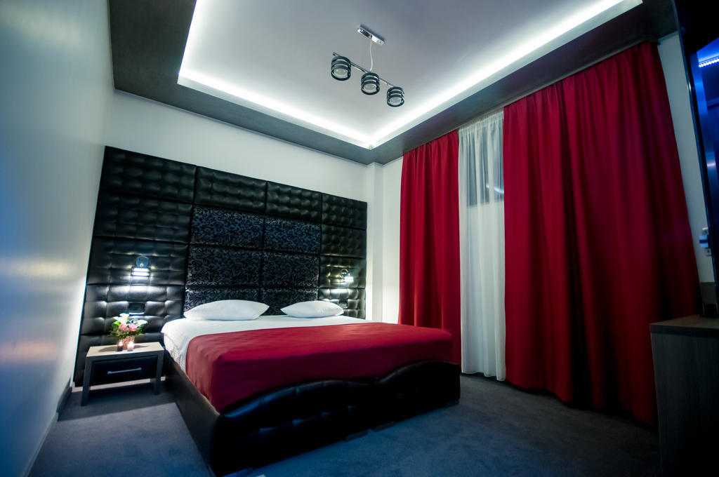 Hotel Aqua Targu Jiu Ruang foto
